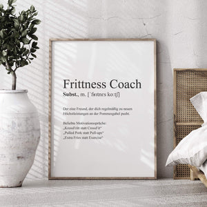 Weißes Poster mit schwarzer Schrift in Bilderrahmen